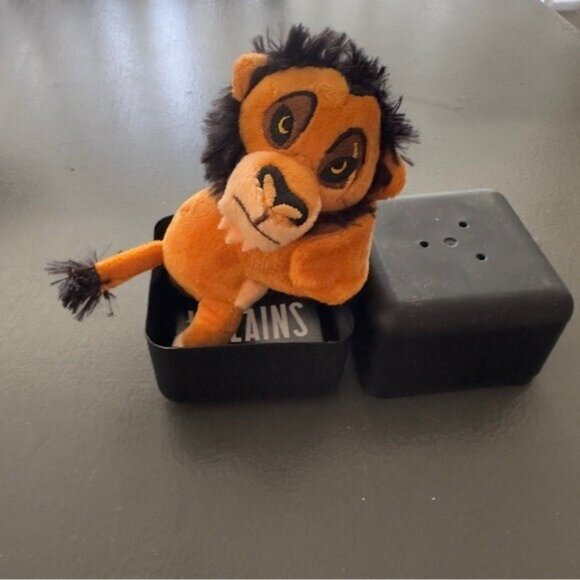 Disney Villains Scar Creepy Cuff Plush The Lion King Cutie Cuff Snap Bracelet - Picture 7 of 8